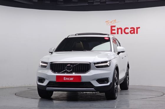 Volvo XC40 T4 Inscription — пробег 25 367 км — фото 3 из 5