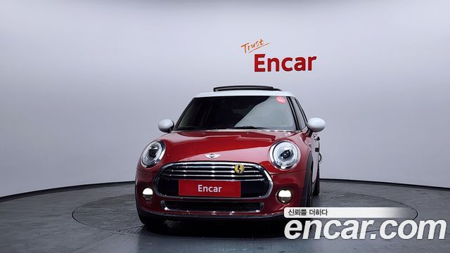 Mini Cooper 5Door HIGH 3rd — пробег 55 357 км — фото 3 из 5