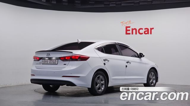 Hyundai AVANTE из Кореи Encar