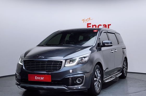 Kia Carnival 9-seater Luxury — пробег 108 804 км — фото 1 из 5
