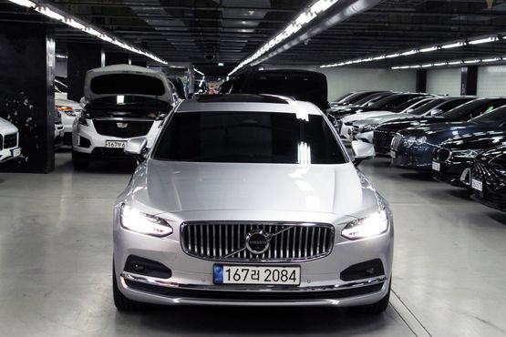 Volvo S90 B6 AWD Inscription — пробег 42 000 км — фото 2 из 5