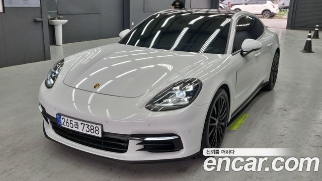 Porsche Panamera 3.0 AWD — пробег 120 000 км — фото 3 из 5