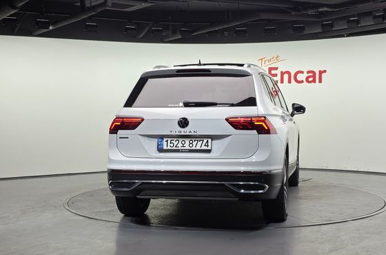 Volkswagen Tiguan 2.0 TSI Prestige — пробег 81 013 км — фото 4 из 5
