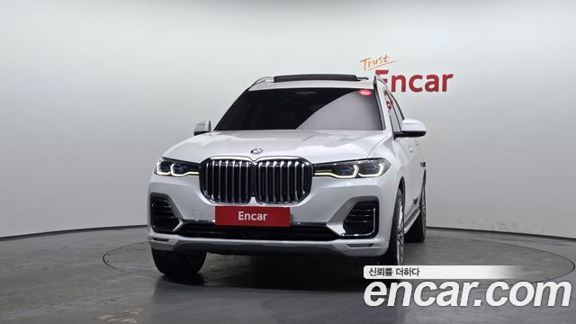 BMW X7 xDrive 30d Design Pure Excellent 6-Seater — пробег 106 464 км — фото 3 из 5