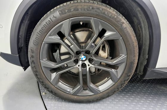 BMW X5 xDrive 40i xLine — пробег 13 334 км — фото 5 из 5