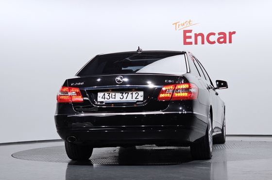 Mercedes-Benz E-Class E200 CGI Avantgarde — пробег 147 397 км — фото 4 из 5