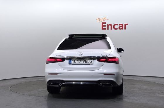 Mercedes-Benz E-Class E350 4MATIC AMG Line — пробег 95 959 км — фото 4 из 5