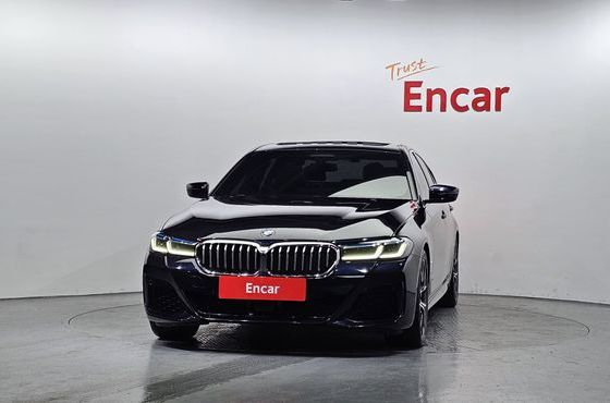 BMW 5-Series 530i xDrive M Sport Package — пробег 66 008 км — фото 3 из 5
