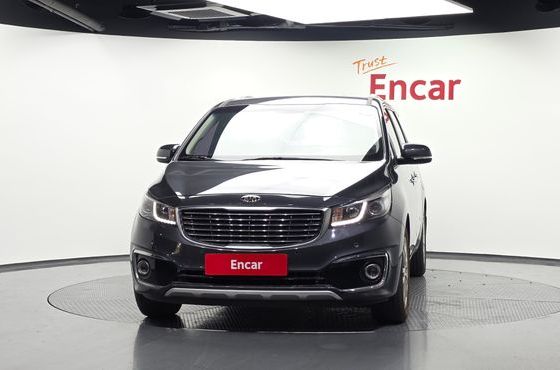 Kia Carnival 9-seater Prestige — пробег 49 292 км — фото 3 из 5