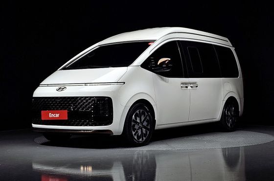 Hyundai Staria Lounge 9-Seater Limousine — пробег 54 751 км — фото 1 из 5