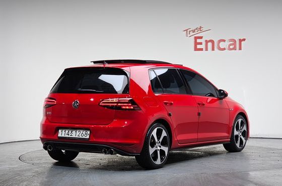 Volkswagen Golf 2.0 GTI — пробег 96 609 км — фото 2 из 5