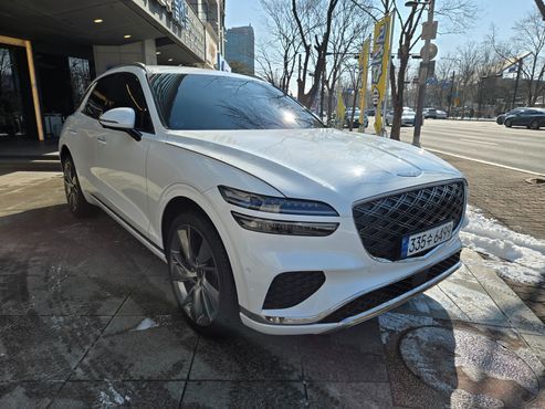 Genesis GV70 2.5T Gasoline 2WD — пробег 21 000 км — фото 1 из 5