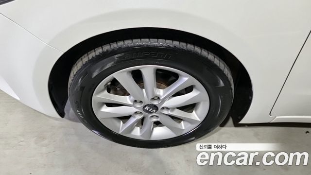 Kia K3 из Кореи Encar