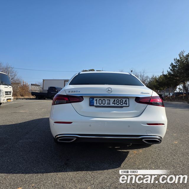 Mercedes-Benz E-Class из Кореи Encar