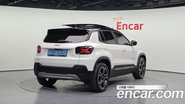 Jeep Avenger из Кореи Encar