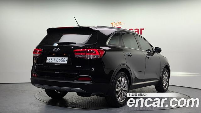 Kia Sorento Diesel 2.0 2WD Noblesse — пробег 191 651 км — фото 2 из 5