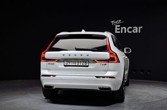 Volvo XC60 T6 Inscription — пробег 48 587 км — фото 4 из 5