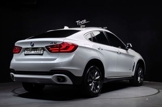 BMW X6 xDrive 30d — пробег 94 999 км — фото 2 из 5