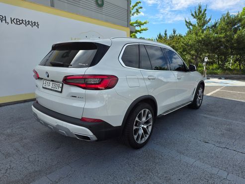 BMW X5 xDrive 30d xLine — пробег 76 605 км — фото 4 из 5