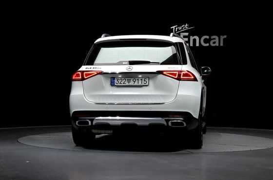 Mercedes-Benz GLE-Class GLE300d 4MATIC — пробег 132 919 км — фото 4 из 5