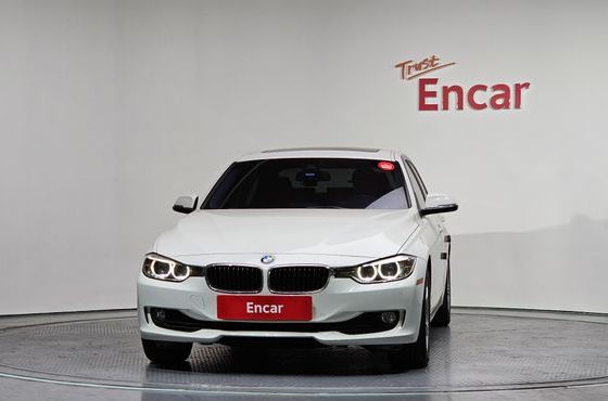 BMW 3-Series 320d xDrive — пробег 80 908 км — фото 3 из 5