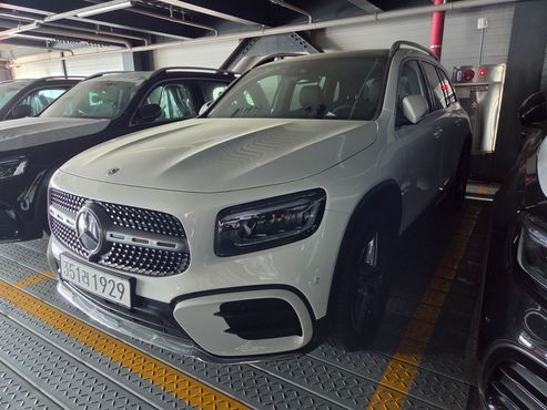 Mercedes-Benz GLB-Class GLB250 4MATIC — пробег 12 км