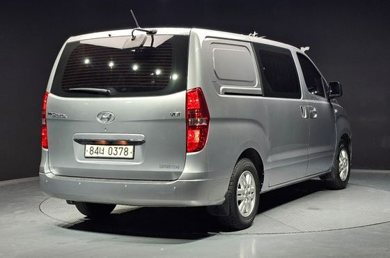 Hyundai Starex Van 5-Seater Smart — пробег 54 181 км — фото 2 из 5