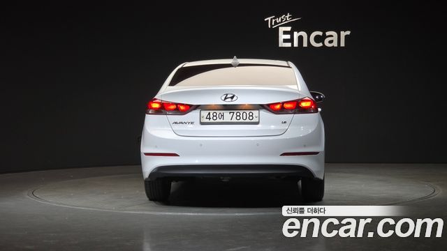 Hyundai AVANTE из Кореи Encar