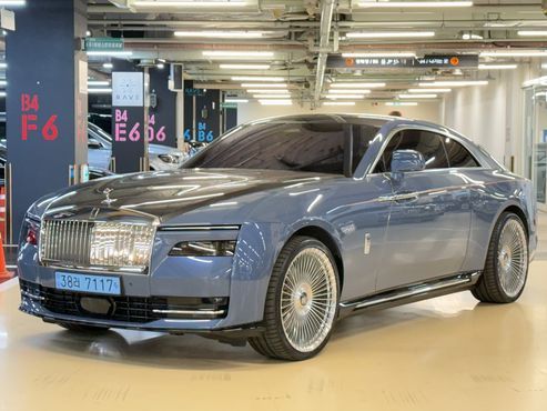Rolls-Royce Spectre Coupe — пробег 11 000 км — фото 1 из 5