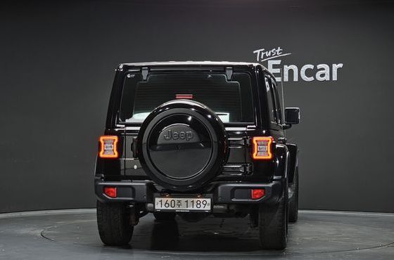 Jeep Wrangler 2.0 Overland 4Door — пробег 72 006 км — фото 4 из 5