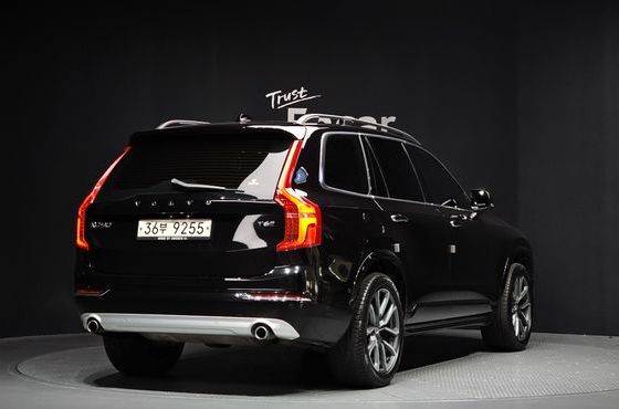 Volvo XC90 T6 Momentum — пробег 213 103 км — фото 2 из 5