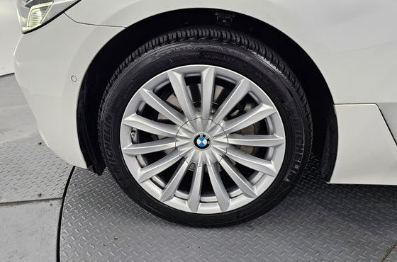 BMW Gran Turismo 630i xDrive Luxury — пробег 69 681 км — фото 5 из 5