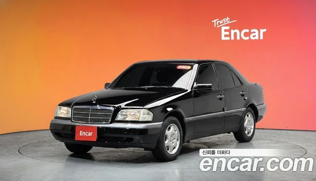Mercedes-Benz C-Class из Кореи Encar