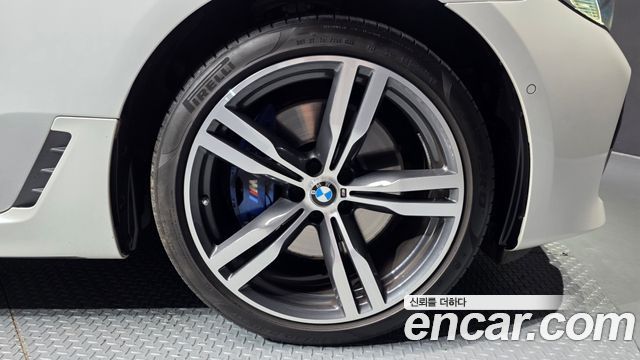BMW Gran Turismo 640i xDrive M Sport — пробег 75 954 км — фото 5 из 5