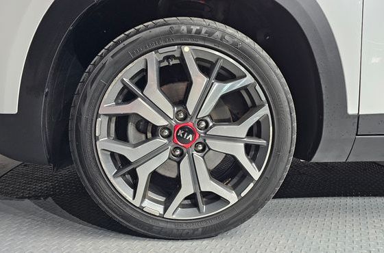 Kia Seltos Gasoline 1.6 Turbo 2WD Signature — пробег 127 196 км — фото 5 из 5