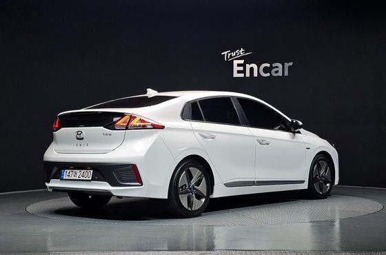 Hyundai Ioniq 1.6 HEV Q — пробег 84 234 км — фото 2 из 5