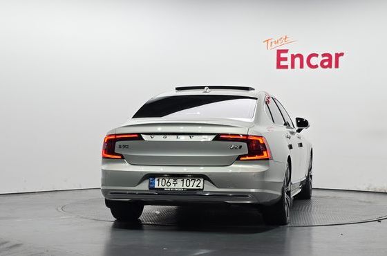 Volvo S90 B6 AWD Inscription — пробег 61 972 км — фото 4 из 5