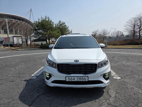 Kia Carnival 9-Seater Prstige — пробег 144 740 км — фото 2 из 5