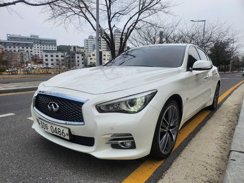 Infiniti Q50 2.2d Premium — пробег 94 000 км — фото 1 из 5