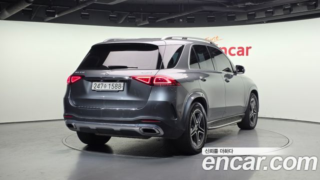 Mercedes-Benz GLE-Class GLE450 4MATIC — пробег 70 565 км — фото 2 из 5