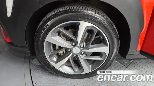 Hyundai Kona из Кореи Encar