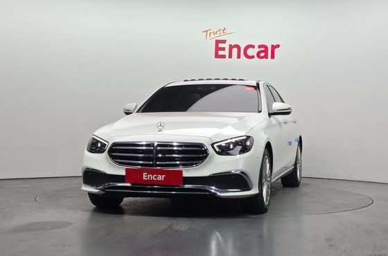 Mercedes-Benz E-Class E220d 4MATIC Exclusive — пробег 137 573 км — фото 3 из 5