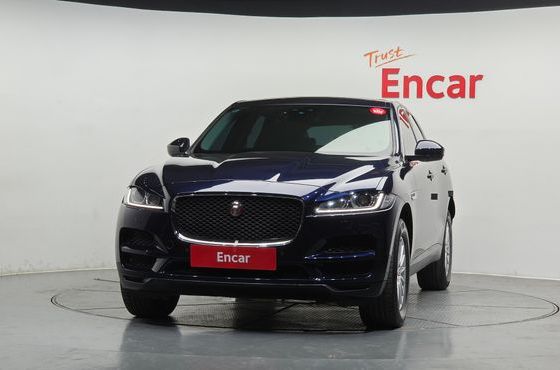 Jaguar F-PACE 20d Prestige — пробег 110 425 км — фото 3 из 5