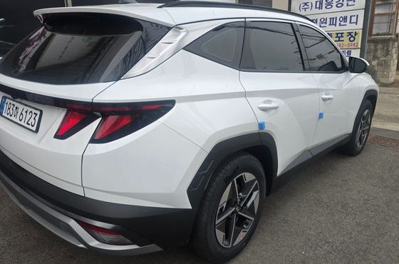 Hyundai Tucson HEV 1.6 2WD Premium — пробег 500 км — фото 4 из 5