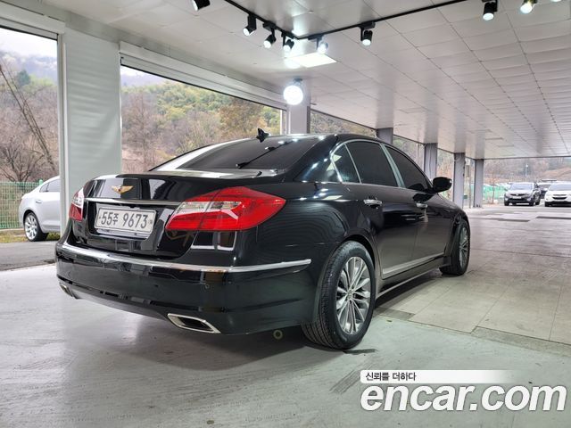 Hyundai Genesis из Кореи Encar