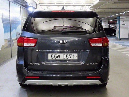 Kia Carnival Gasoline 7-seater Limousine President — пробег 106 706 км — фото 5 из 5