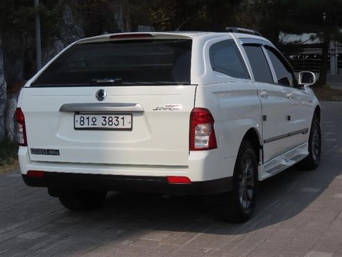 Ssangyong KORANDO Adventure 60th Edition 4WD — пробег 177 684 км — фото 3 из 5