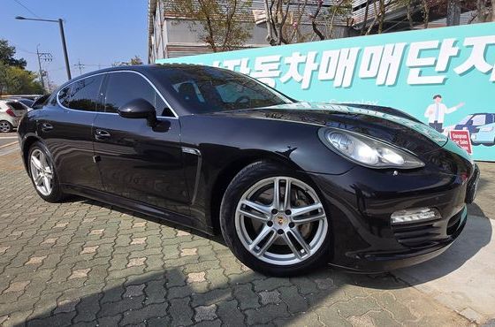 Porsche Panamera 4.8 S 970 — пробег 131 651 км — фото 1 из 5