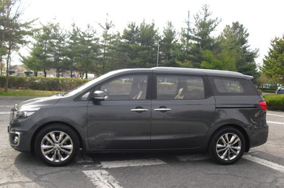 Kia Carnival 9-seater Prestige — пробег 187 965 км — фото 2 из 5