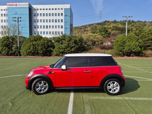 Mini Cooper SE — пробег 101 239 км — фото 5 из 5